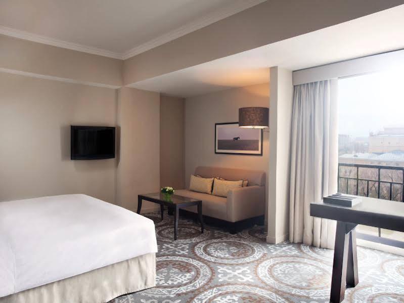 Hyatt Regency Bishkek Hotel Ngoại thất bức ảnh