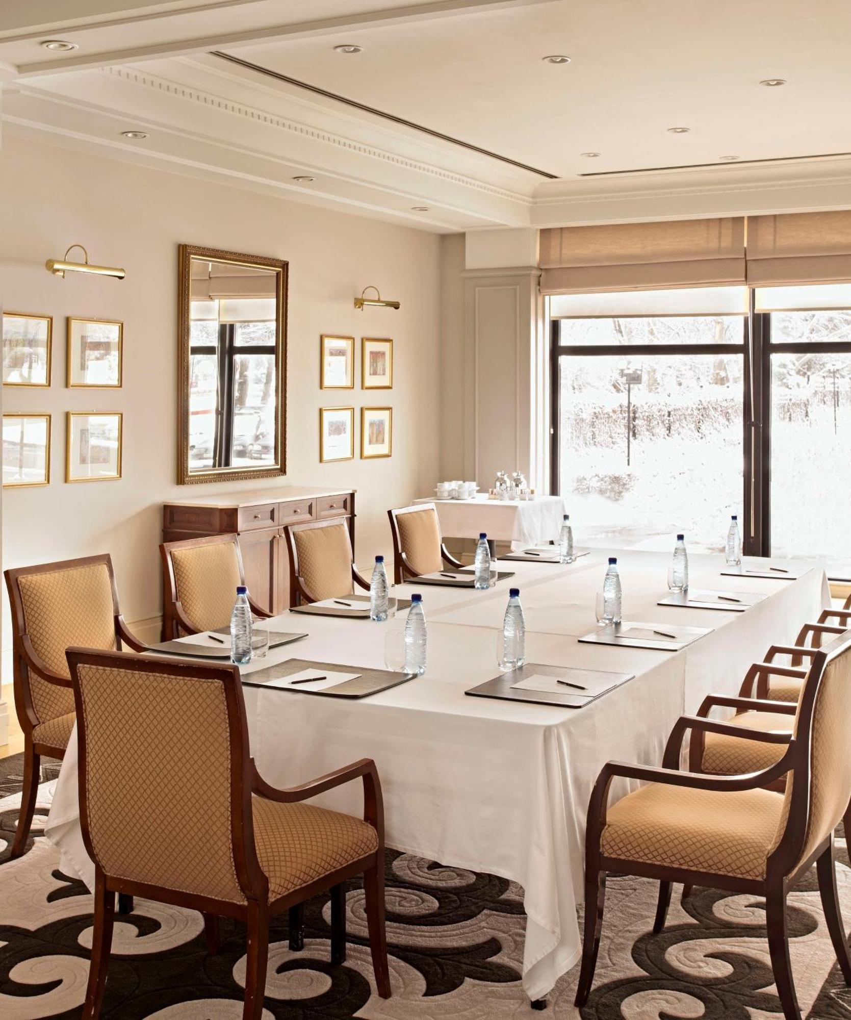 Hyatt Regency Bishkek Hotel Ngoại thất bức ảnh